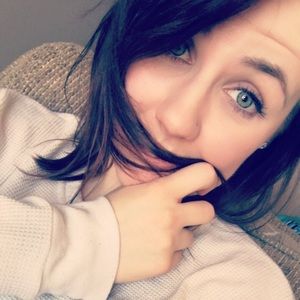 Meet your Posher, Kylee